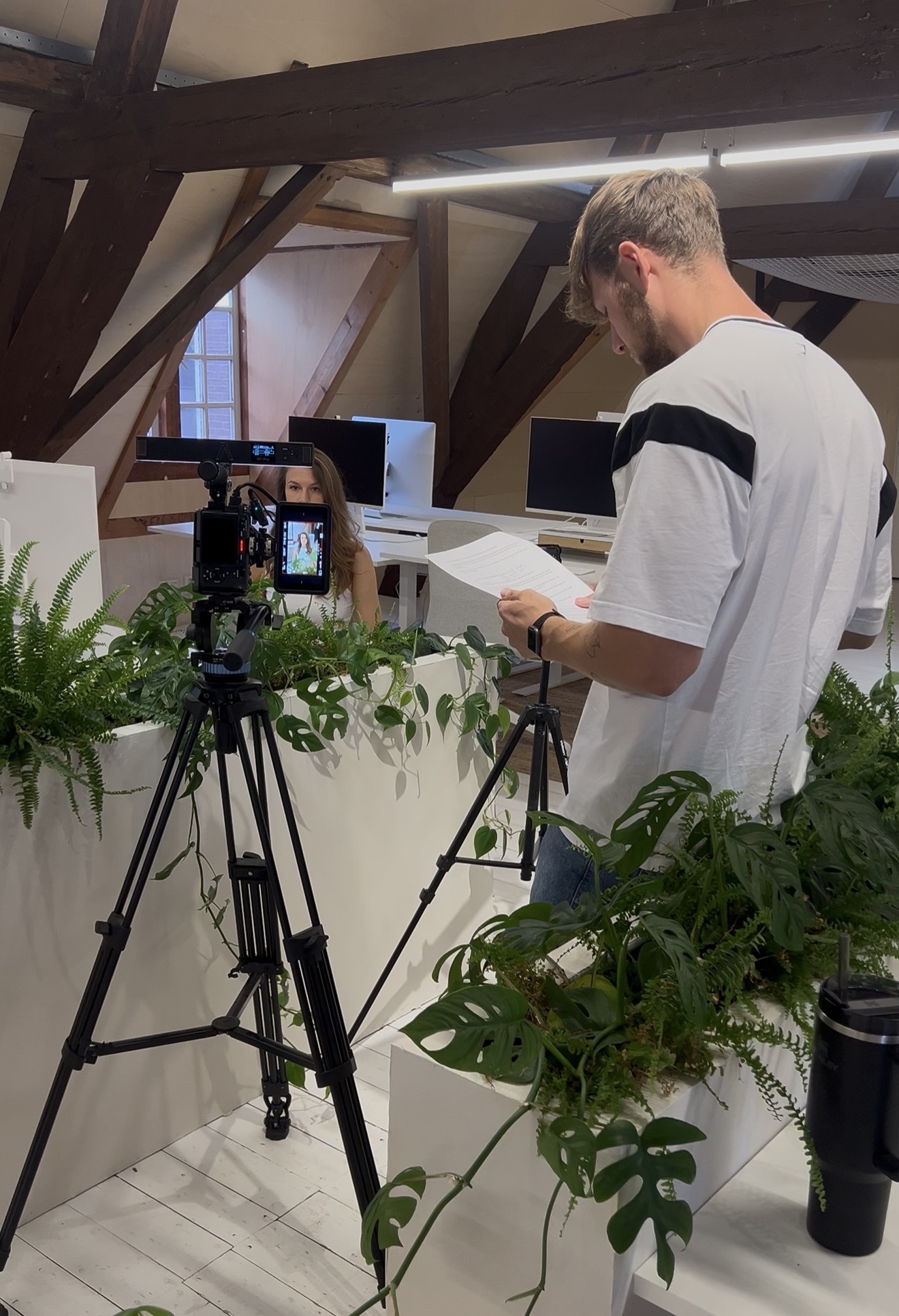 Camera en licht tijdens shortform productie